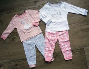 Primark duopak pyjama zwanen zwaantjes roze meisje baby meisjeskleding babykleertjes - Mama's Meisje blog