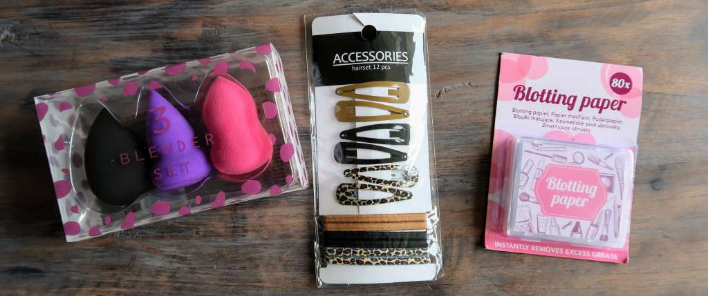 Action shoplog beauty blender make-up spons haarspeldjes panterprint leopard blotting papier paper - Mama's Meisje blog