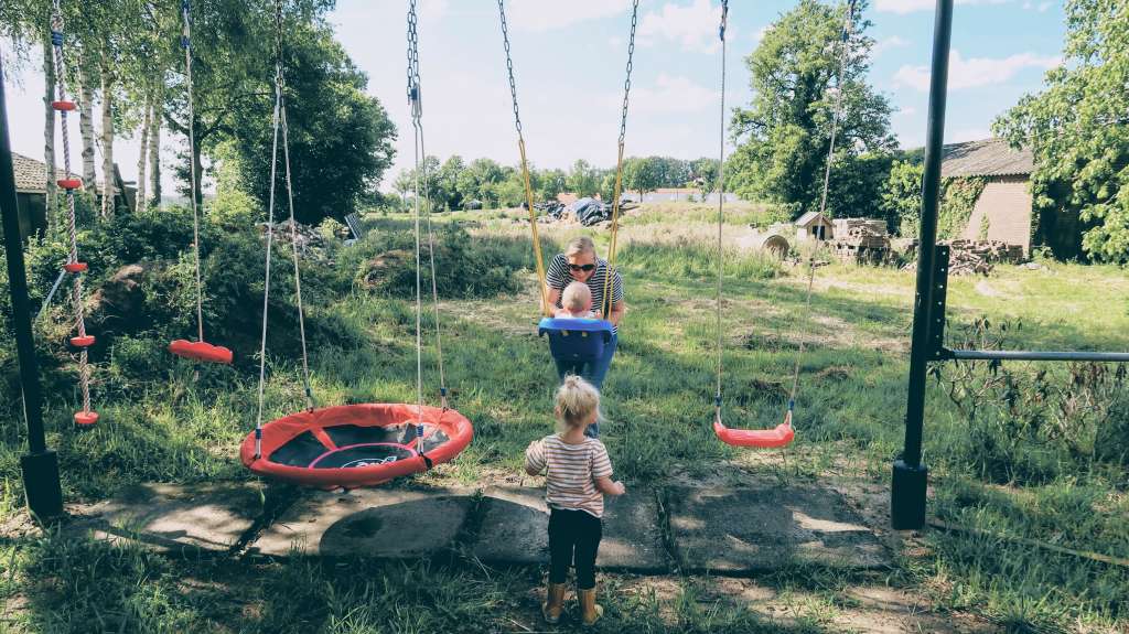 Kidsproof tuin onze plannen voor de achtertuin boerderij buitenaf wonen kindvriendelijk - Mama's Meisje blog
