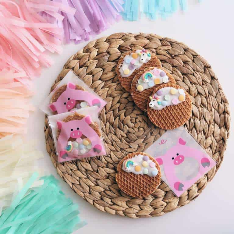 Uitgelichte afbeelding Stroopwafel traktatie stroopwafels versieren met glazuur en spikkels! glutenvrij! - Mama's Meisje blog