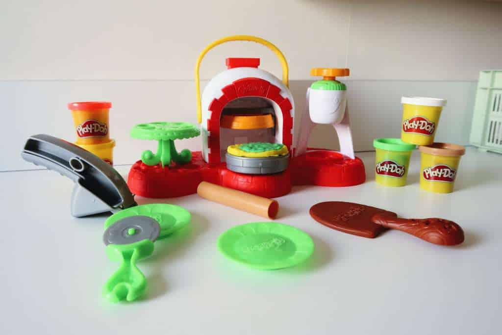 Play-Doh Pizza Chef klei kleiset cadeautip review beoordeling - Mama's Meisje blog