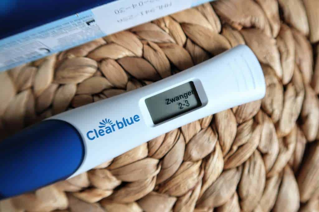 Volgens Clearblue digital zwangerschapstest 2-3 weken zwanger - Mama's Meisje blog