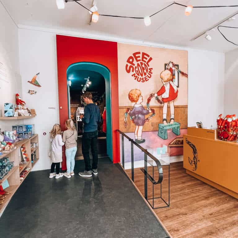 Budget uitje Speelgoedmuseum Deventer met kinderen - Mama's Meisje blog