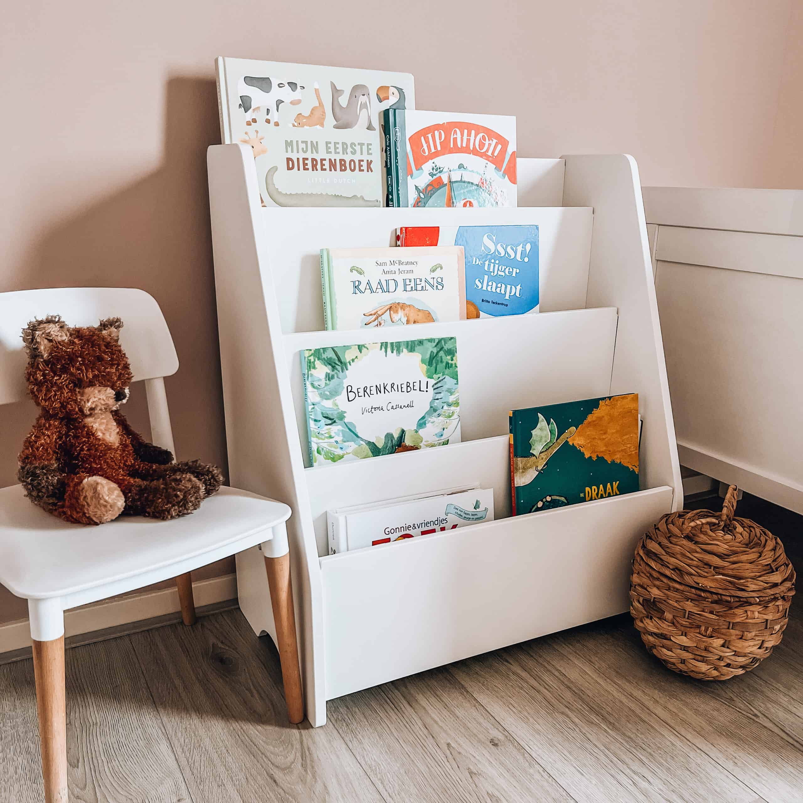 Kinderkamer TIP deze Montessori boekenkast bij Kwantum! - Mama's Meisje blog